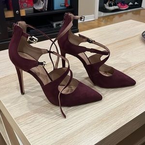 Maroon/purple strapped heels. Call it spring brand. Us size 7